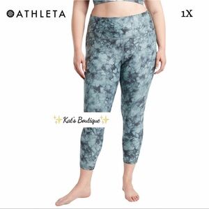 (NWT) ATHLETA Salutation Stash 7/8 Tight Legging Size: 1X (16W-18W)